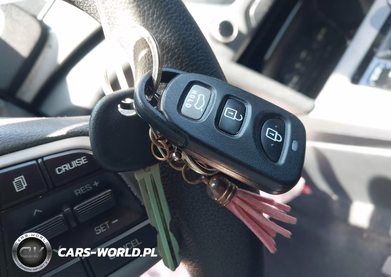 2018 Hyundai Elantra Sel VIN:5NPD84LF0JH253373 - 11