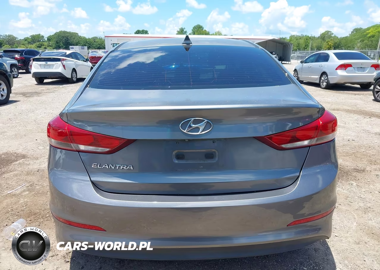 2018 Hyundai Elantra Sel VIN:5NPD84LF0JH253373 - 16
