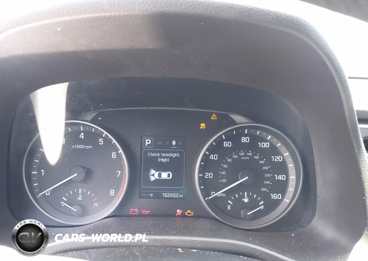2018 Hyundai Elantra Sel VIN:5NPD84LF0JH253373 - 7