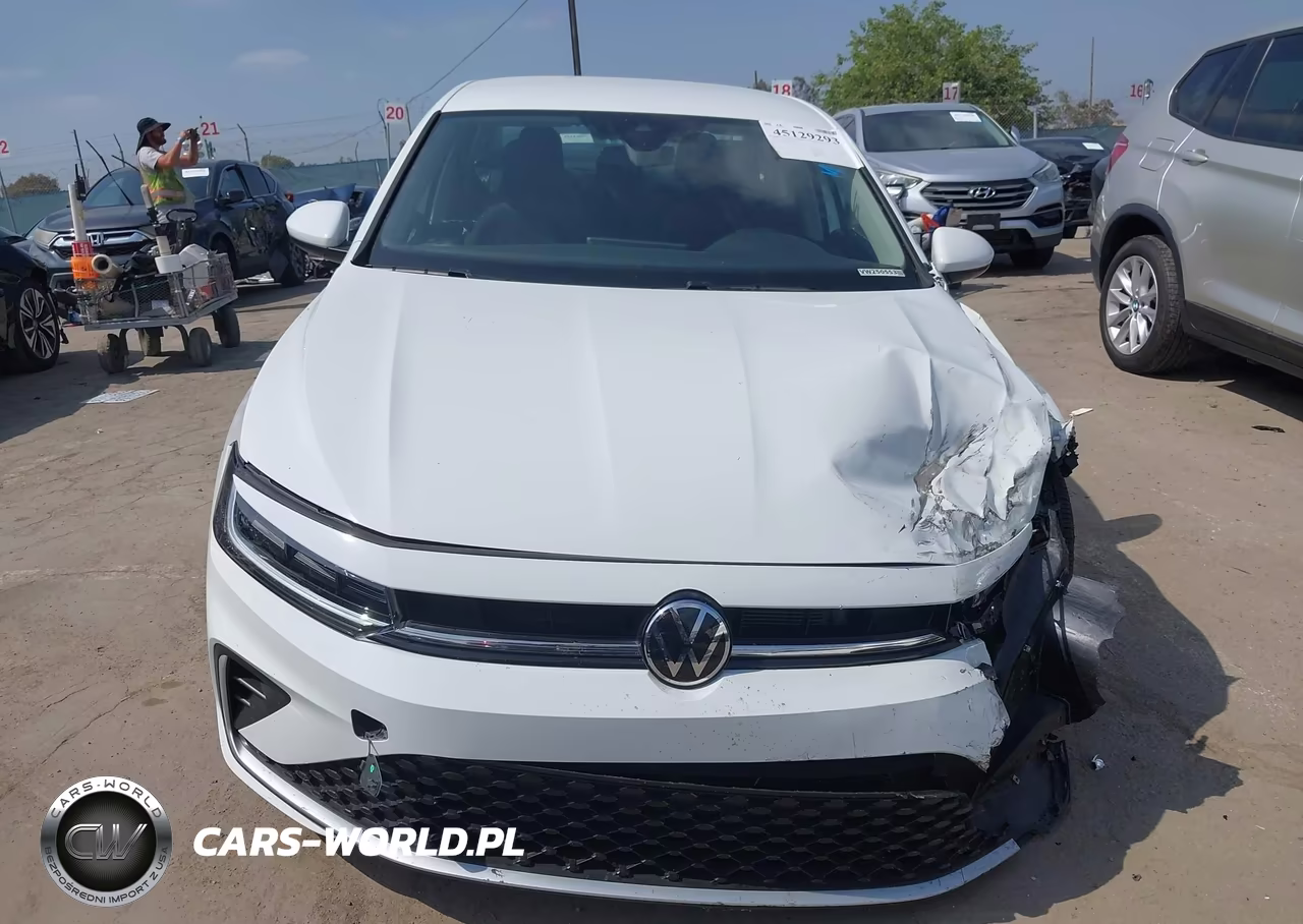 2025 Volkswagen Jetta 1.5T S VIN:3VW5X7BU6SM070710 - 12