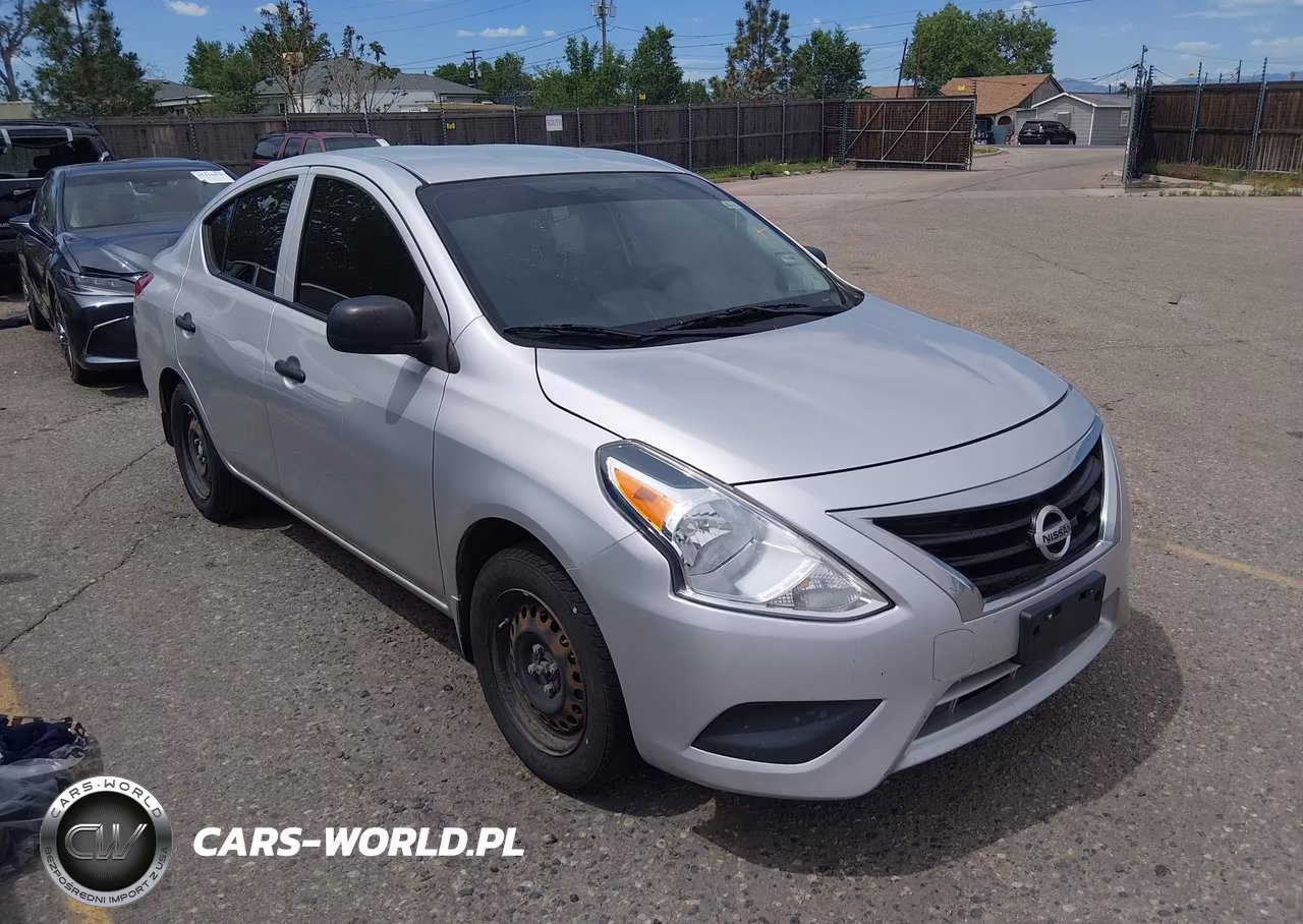 2015 Nissan Versa 1.6 S