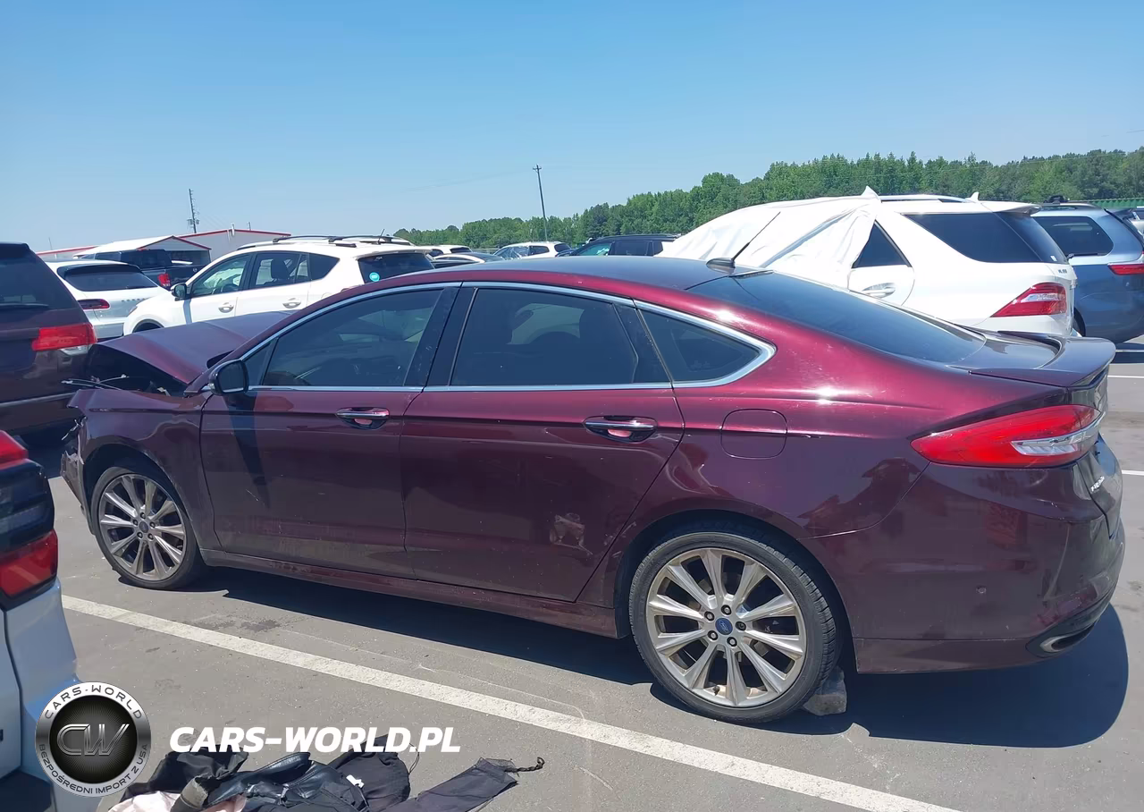 2017 Ford Fusion Platinum VIN:3FA6P0K90HR219544 - 13