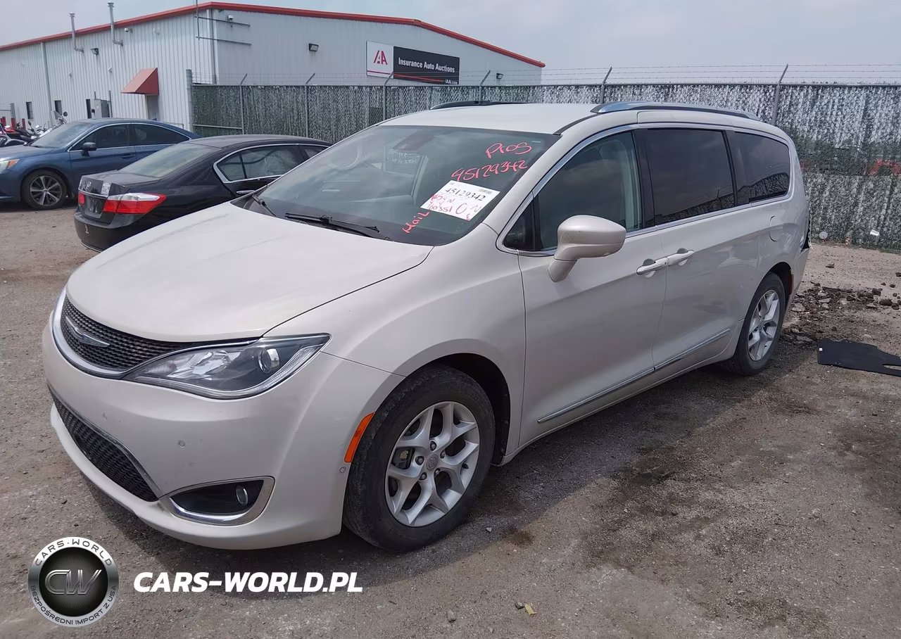 2017 Chrysler Pacifica Touring-L Plus VIN:2C4RC1EG6HR628172 - 2