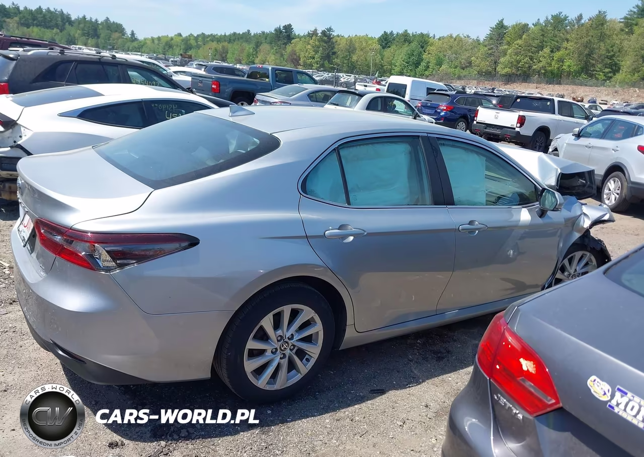 2024 Toyota Camry Le VIN:4T1R11BK7RU111137 - 13