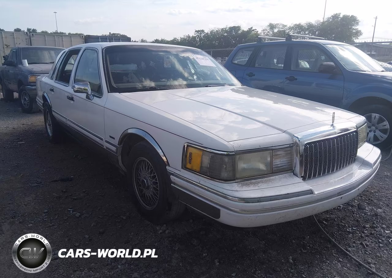 1994 Lincoln Town Car Signature-Tournament