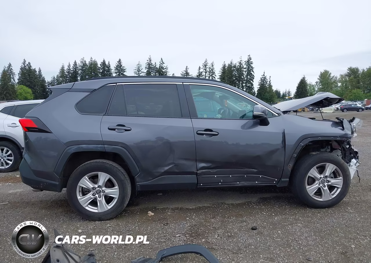 2021 Toyota Rav4 Xle VIN:2T3P1RFV7MC249174 - 14