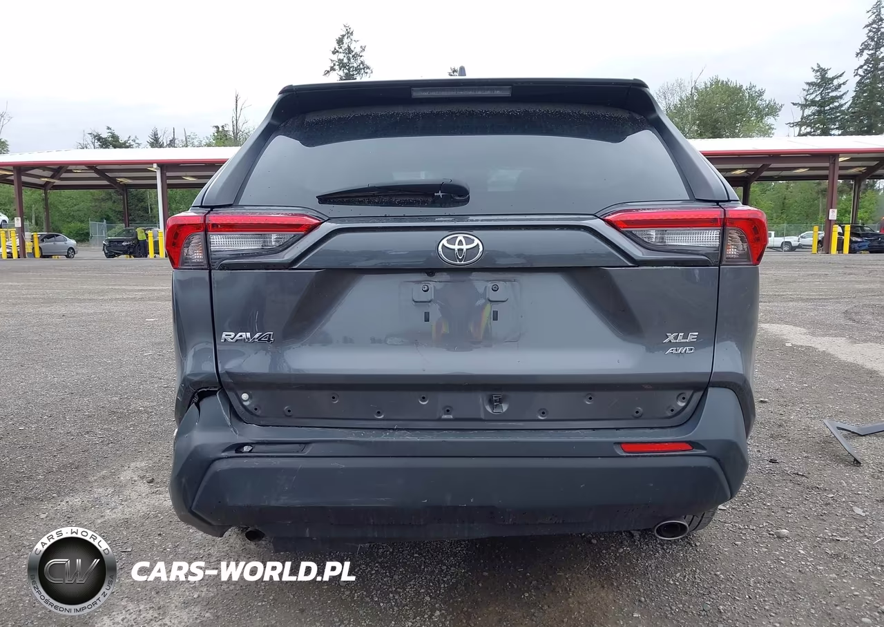 2021 Toyota Rav4 Xle VIN:2T3P1RFV7MC249174 - 17