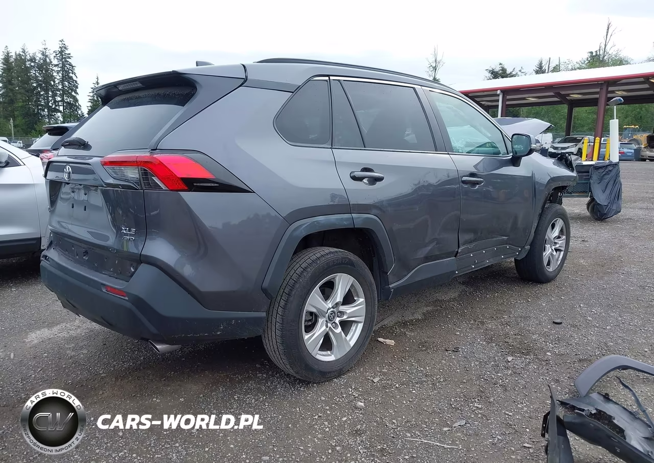 2021 Toyota Rav4 Xle VIN:2T3P1RFV7MC249174 - 4