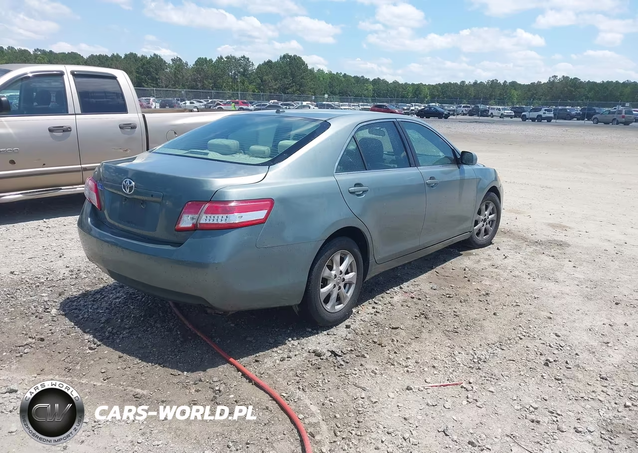 2011 Toyota Camry Le VIN:4T1BF3EK8BU703243 - 4