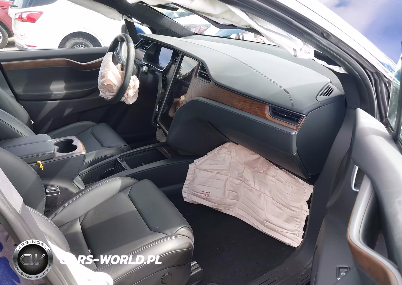 2018 Tesla Model X 100D-75D-P100D VIN:5YJXCDE2XJF142415 - 5