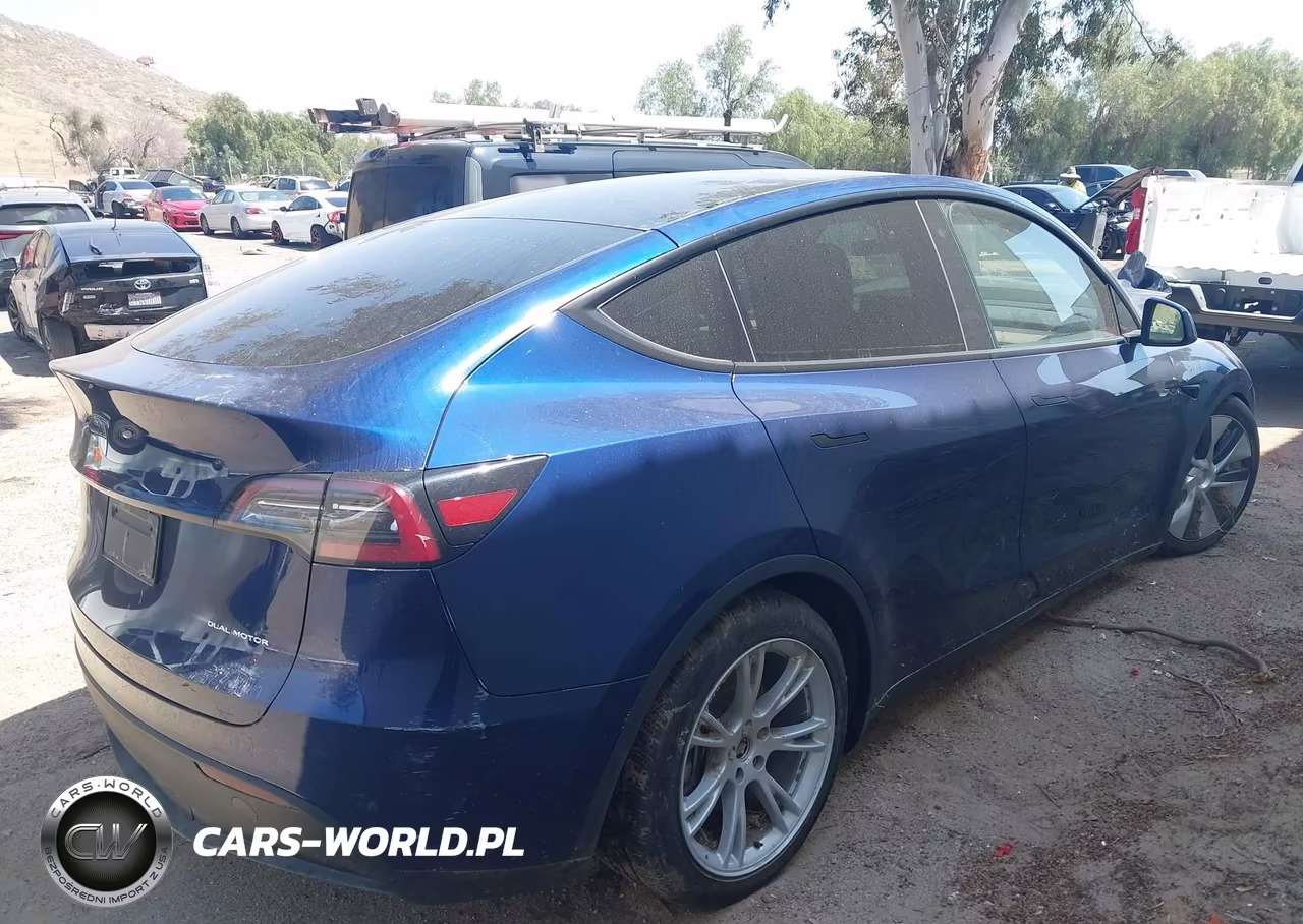 2023 Tesla Model Y Awd-Long Range Dual Motor All-Wheel Drive VIN:7SAYGDEE3PA115777 - 4