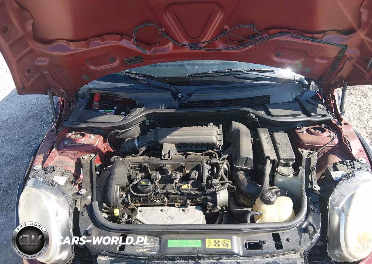 2010 Mini Cooper VIN:WMWMR3C5XATU97703 - 10