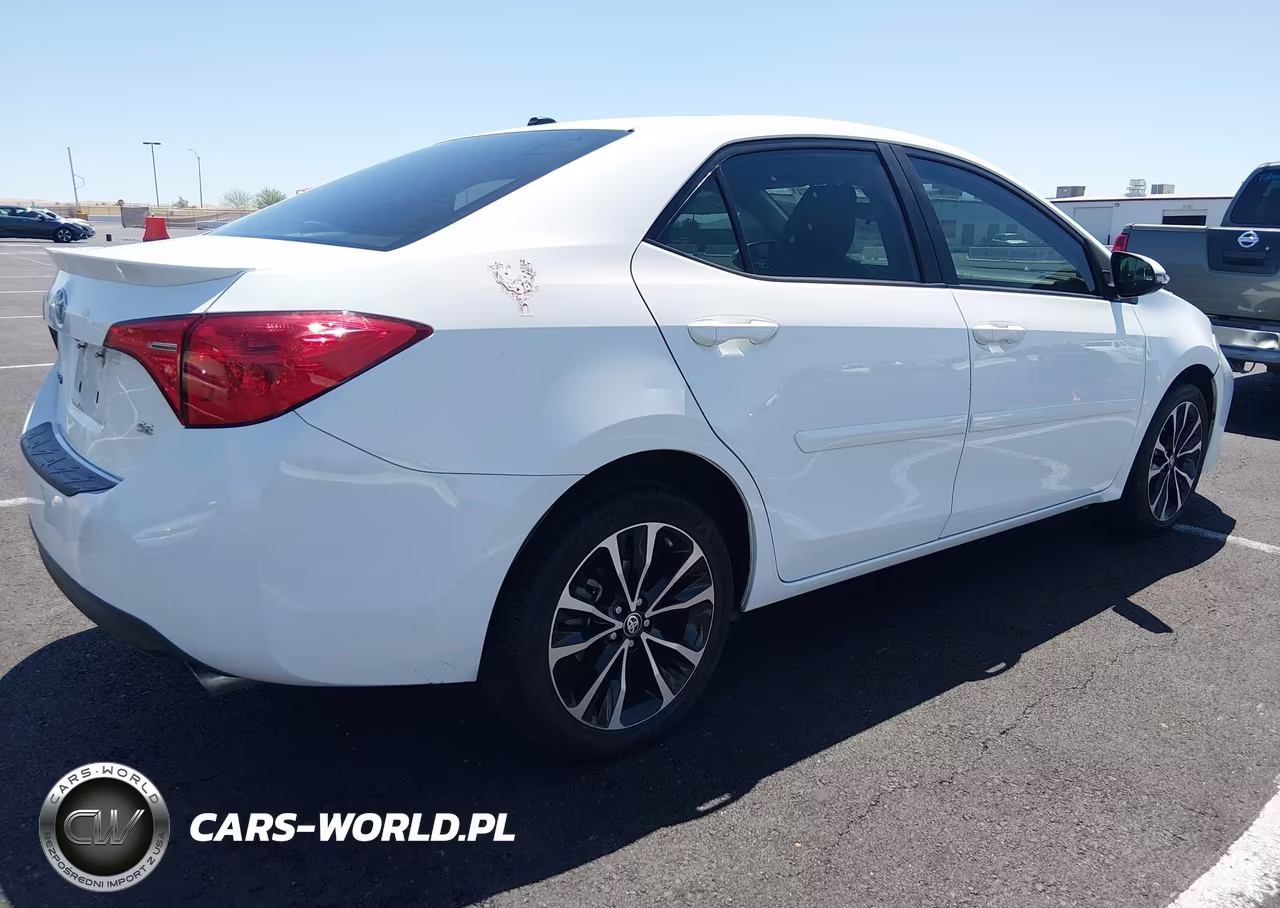 2019 Toyota Corolla Se VIN:2T1BURHE6KC192826 - 4