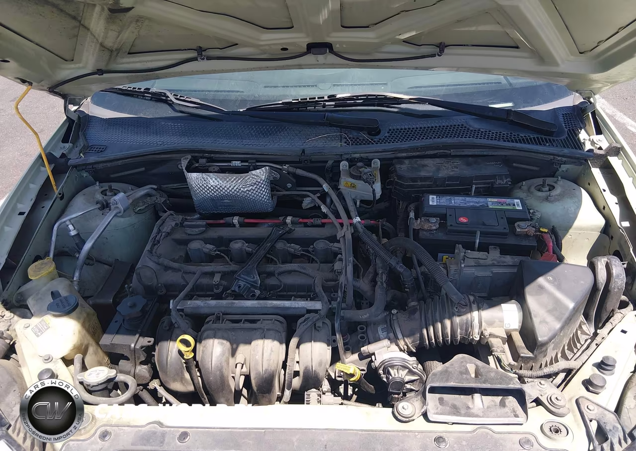 2010 Ford Focus Se VIN:1FAHP3FN4AW175889 - 10