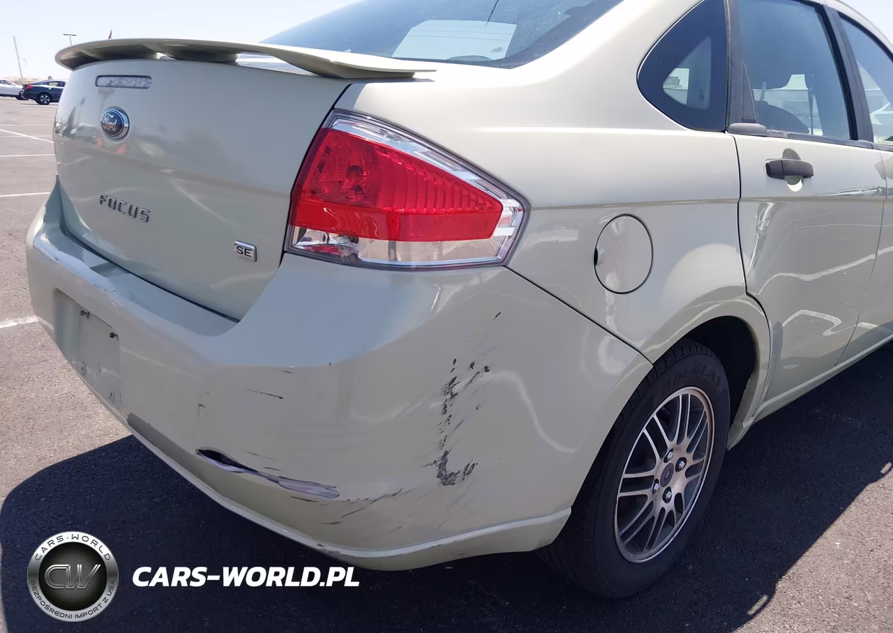 2010 Ford Focus Se VIN:1FAHP3FN4AW175889 - 6