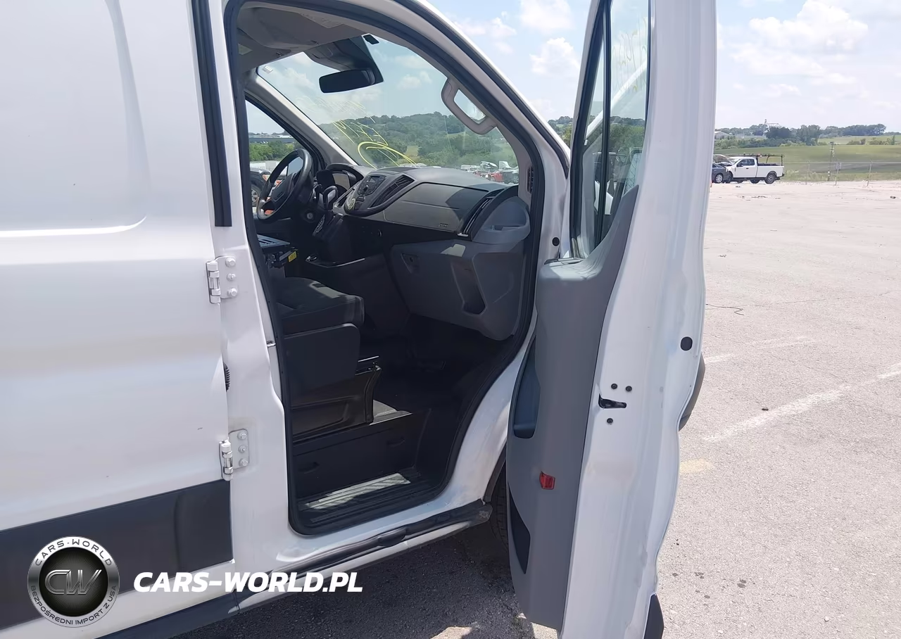 2019 Ford Transit-250 VIN:1FTYR2ZM7KKA79295 - 5