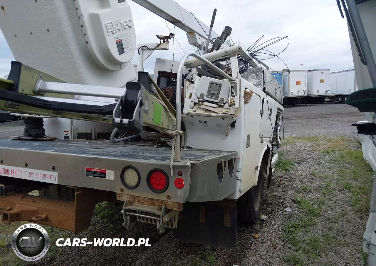 2012 Ford F-450 Chassis Xl VIN:1FDUF4GY0CEC97647 - 4