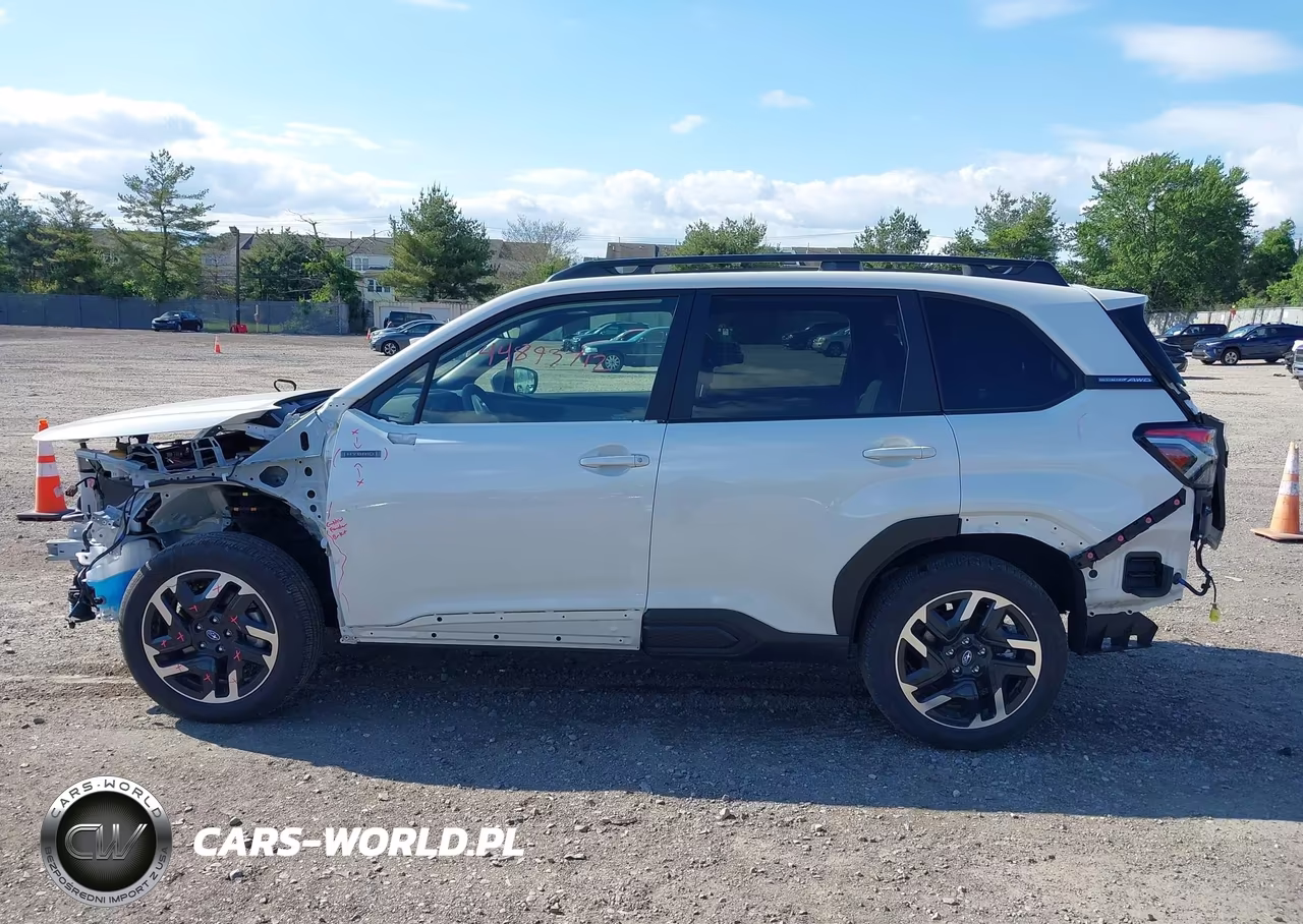 2025 Subaru Forester Premium Hybrid VIN:JF2SLSED7SH447700 - 15