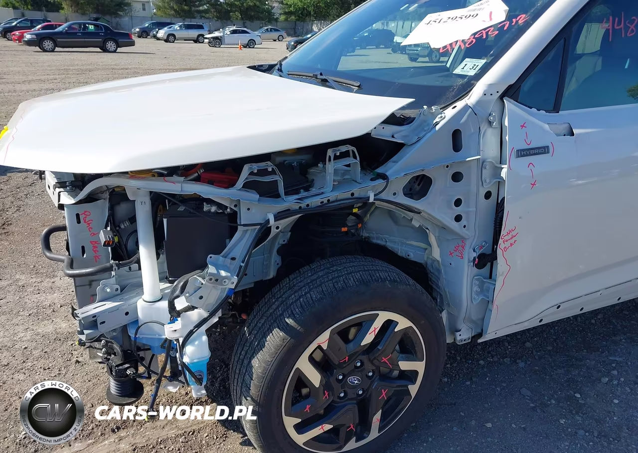 2025 Subaru Forester Premium Hybrid VIN:JF2SLSED7SH447700 - 18