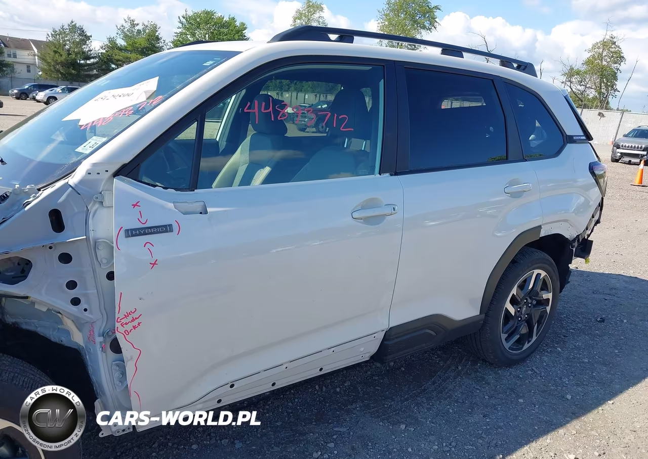 2025 Subaru Forester Premium Hybrid VIN:JF2SLSED7SH447700 - 19