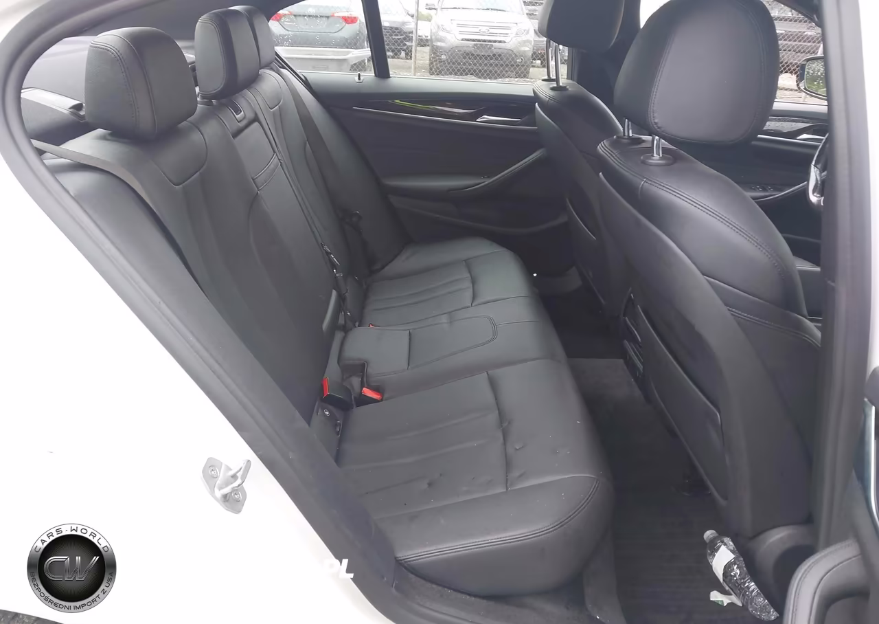 2018 BMW 530I xDrive VIN:WBAJA7C56JG909352 - 8