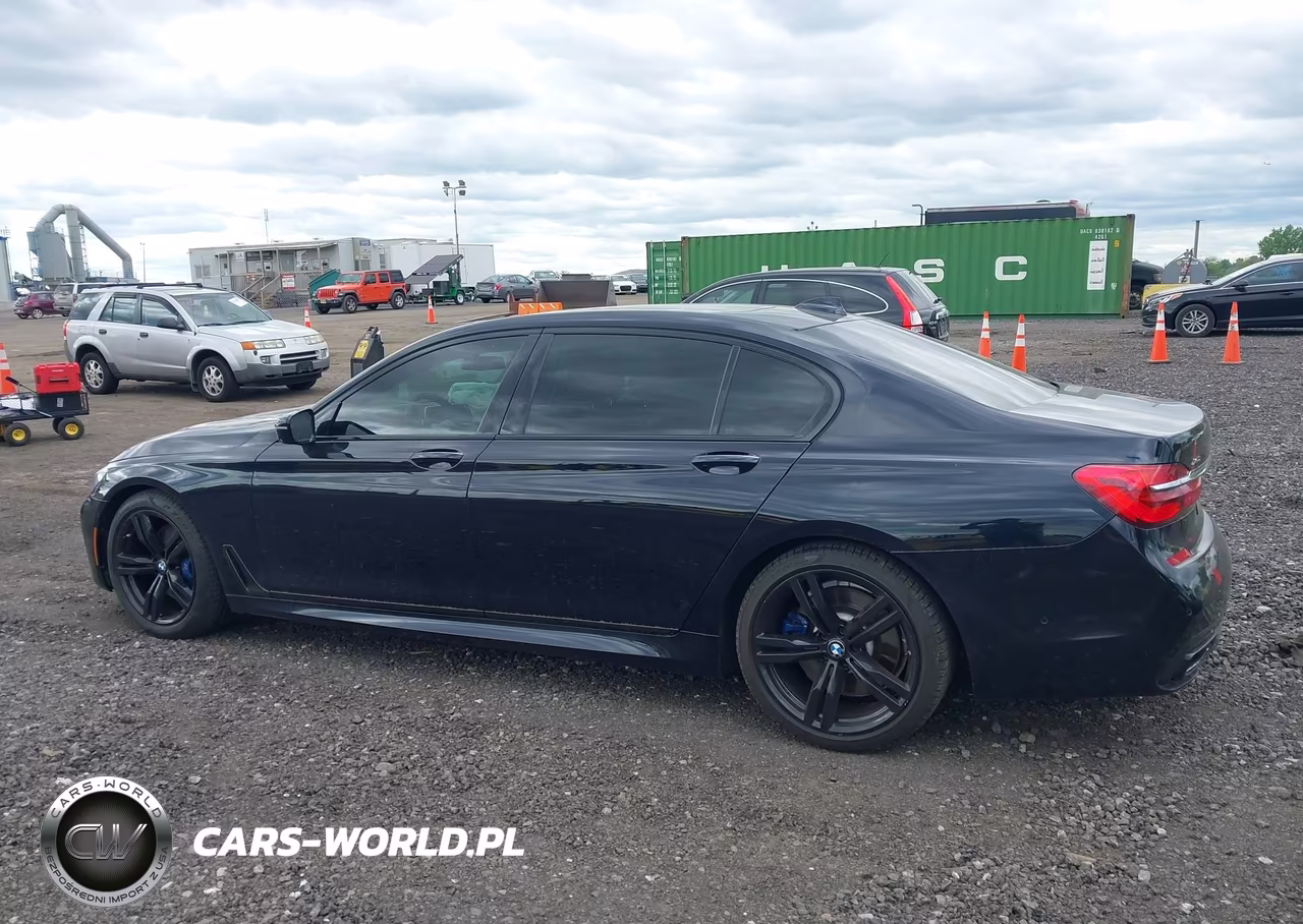 2018 BMW Alpina B7 xDrive VIN:WBA7F2C51JG424941 - 14
