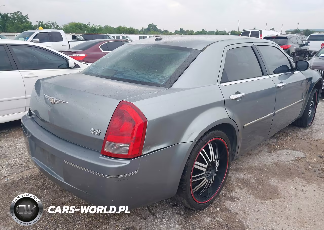 2007 Chrysler 300 Touring VIN:2C3KA53G47H839526 - 4