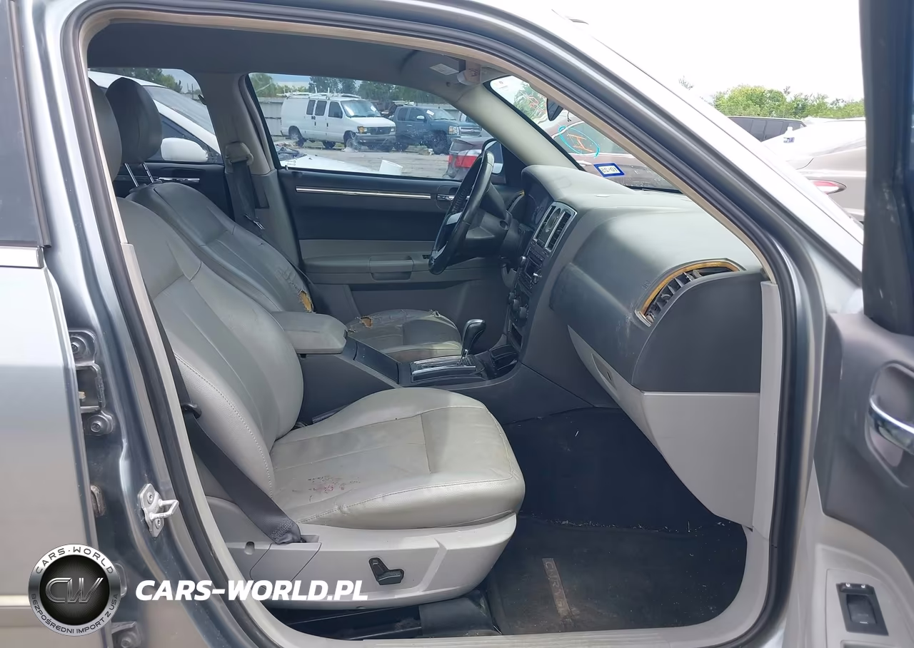 2007 Chrysler 300 Touring VIN:2C3KA53G47H839526 - 5