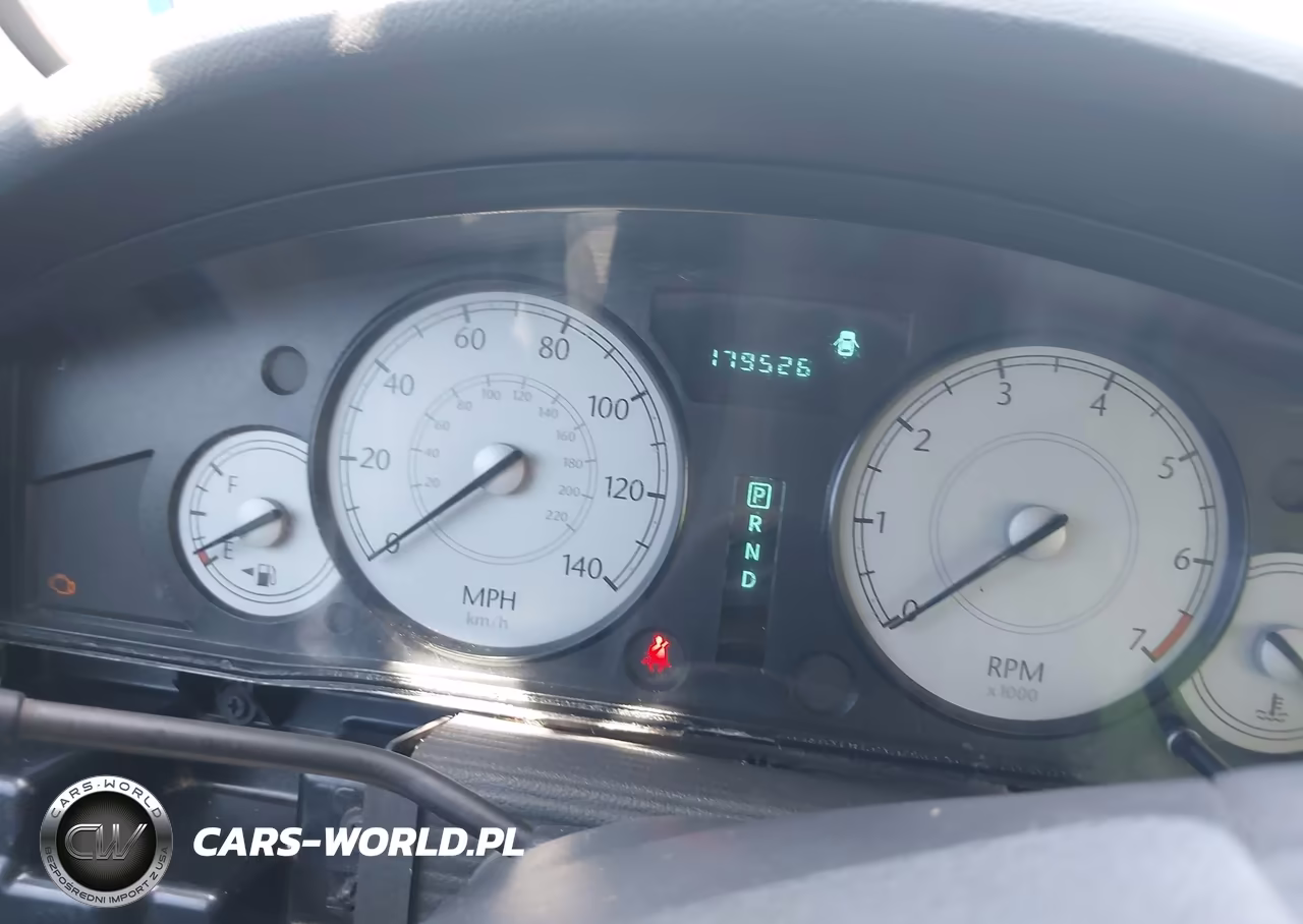 2007 Chrysler 300 Touring VIN:2C3KA53G47H839526 - 7