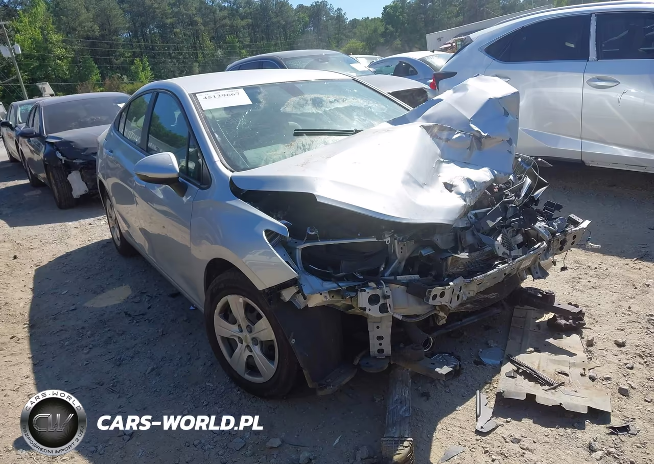 2017 Chevrolet Cruze Ls Auto – zdjęcie 1 z 16