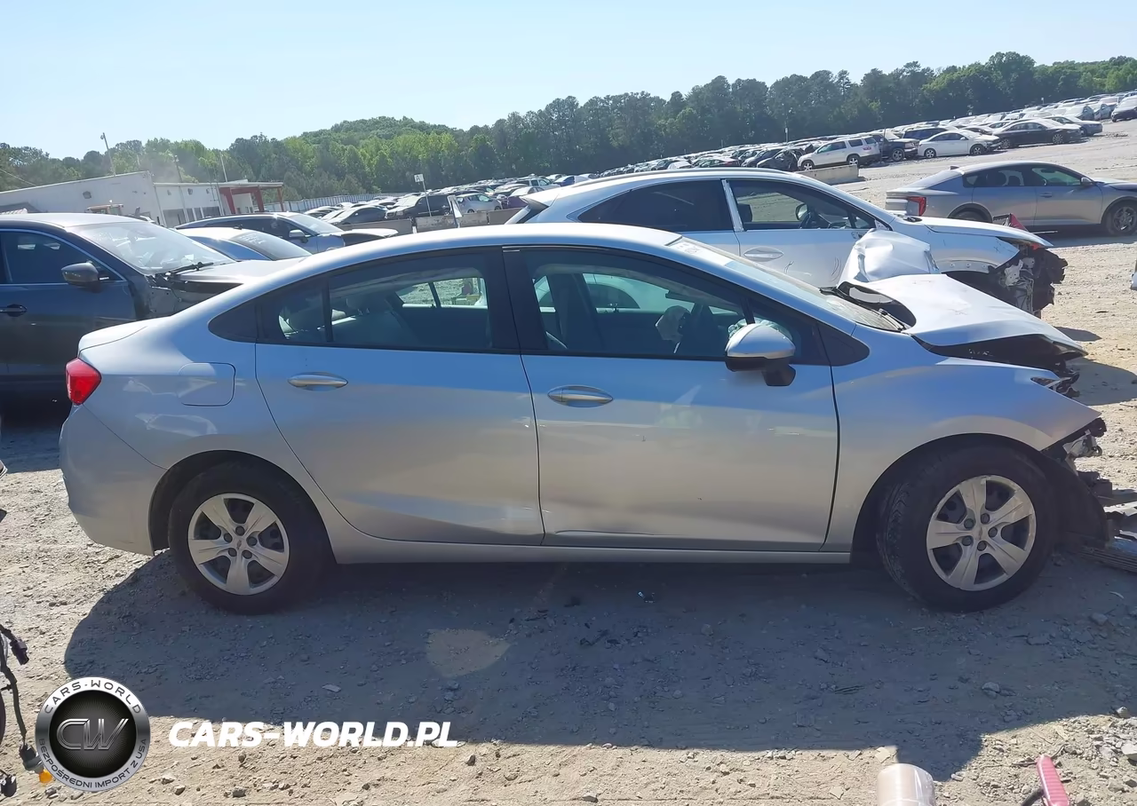 2017 Chevrolet Cruze Ls Auto VIN:1G1BC5SM2H7126563 - 13