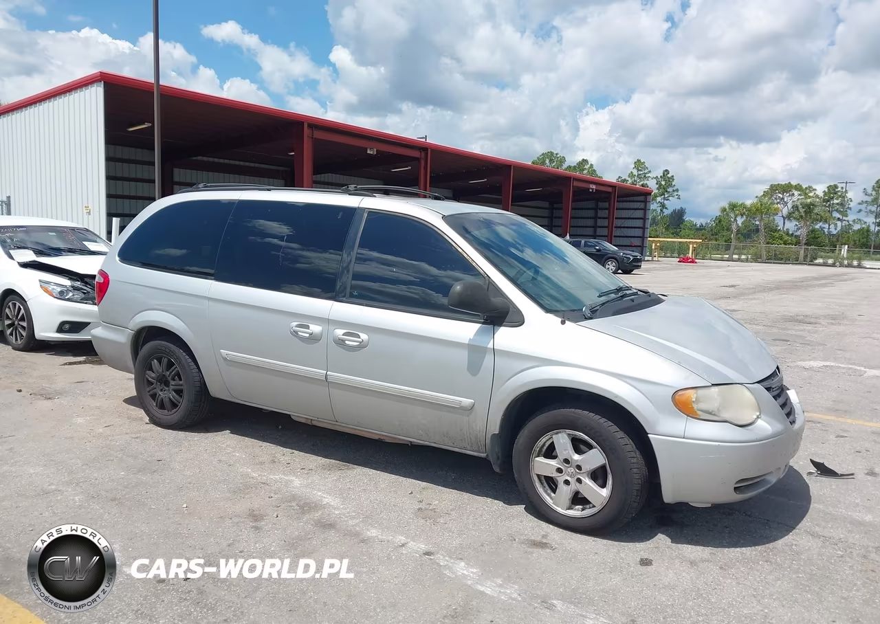 2006 Chrysler Town & Country Touring