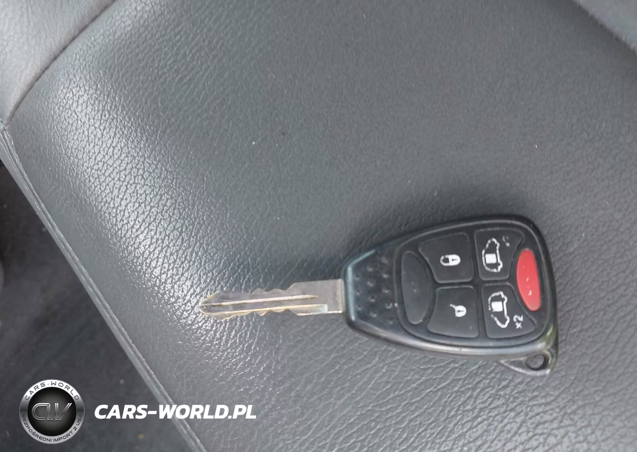 2006 Chrysler Town & Country Touring VIN:2A4GP54L26R796805 - 11