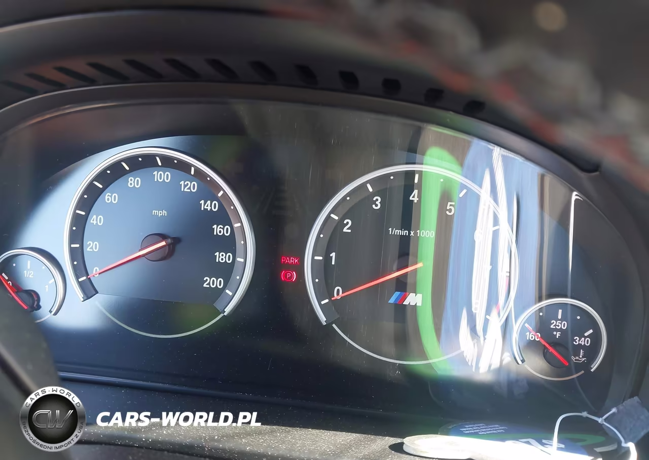 2016 BMW X6 M VIN:5YMKW8C58G0R43882 - 7