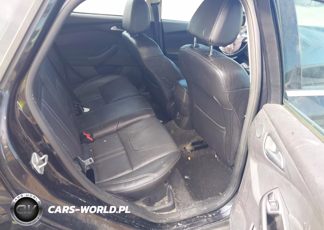 2014 Ford Focus Titanium VIN:1FADP3N25EL136497 - 8