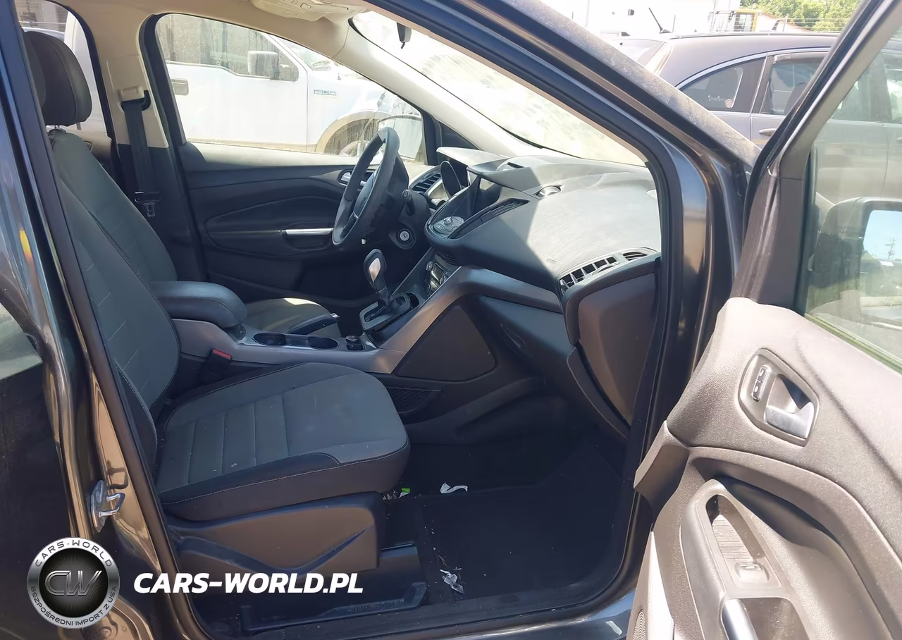 2016 Ford Escape Se VIN:1FMCU9G93GUC71496 - 5