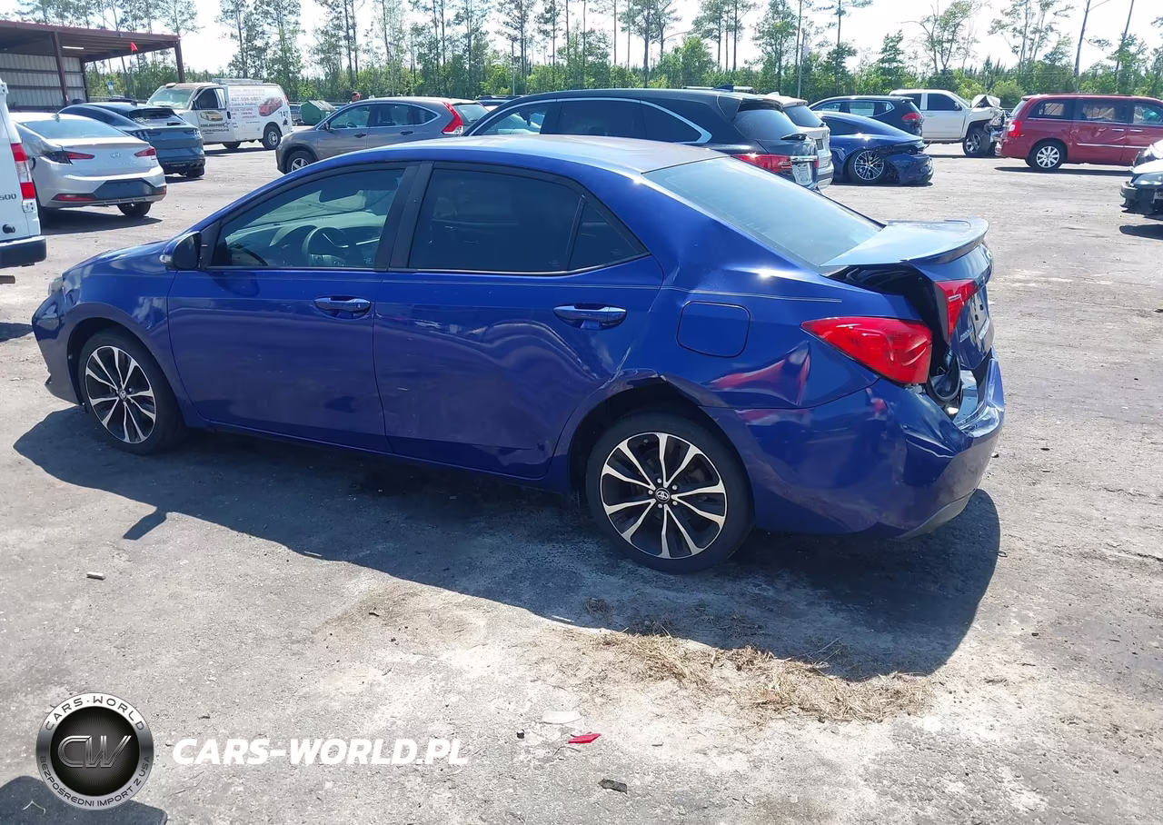 2017 Toyota Corolla Se VIN:5YFBURHE0HP734155 - 3