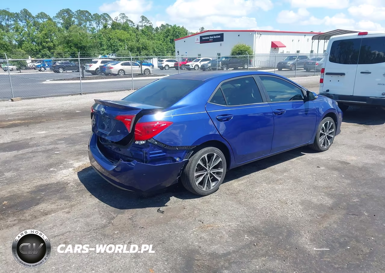 2017 Toyota Corolla Se VIN:5YFBURHE0HP734155 - 4
