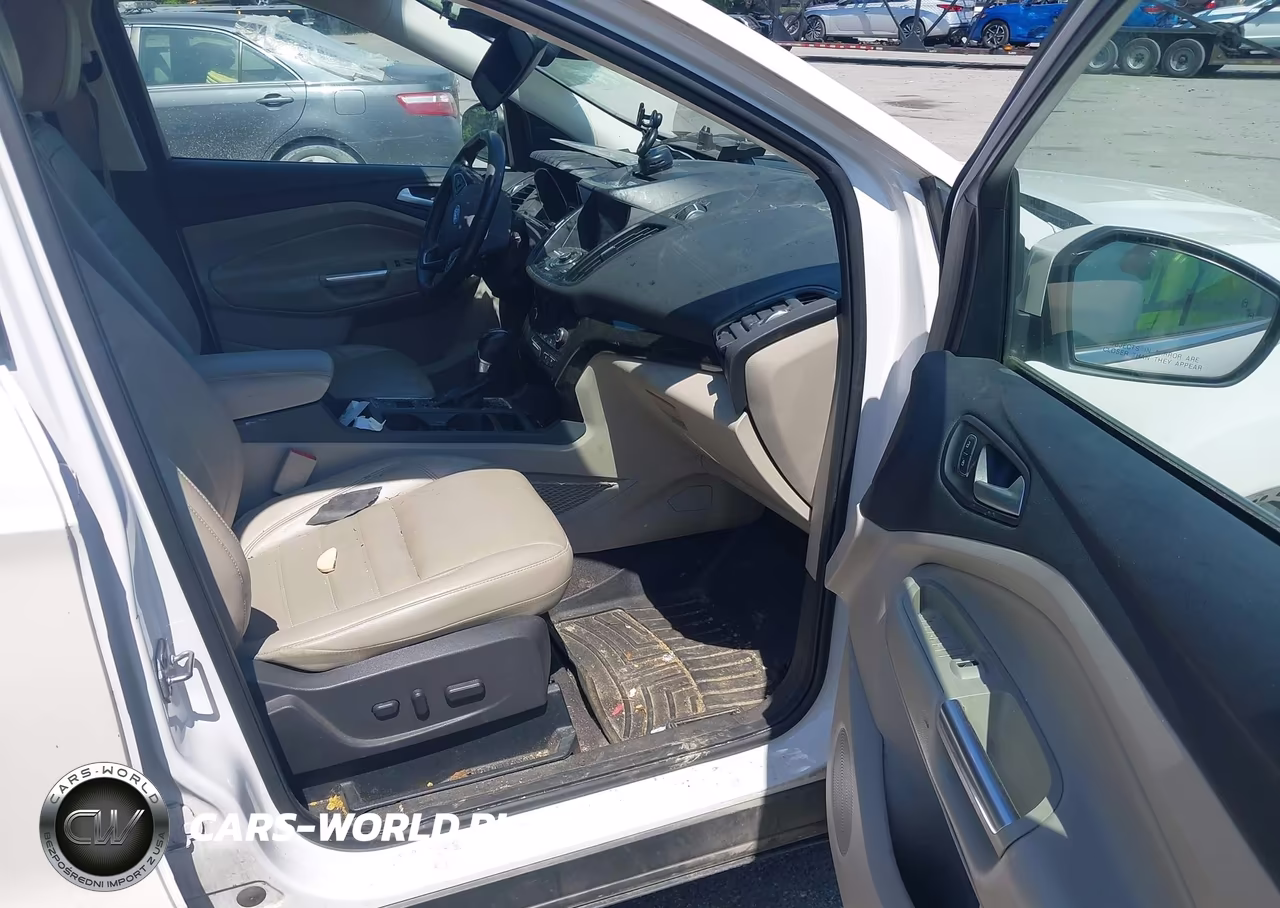 2017 Ford Escape Titanium VIN:1FMCU9J94HUB85074 - 5