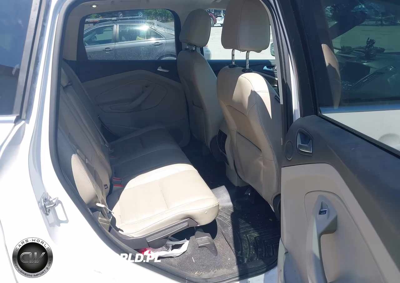 2017 Ford Escape Titanium VIN:1FMCU9J94HUB85074 - 8