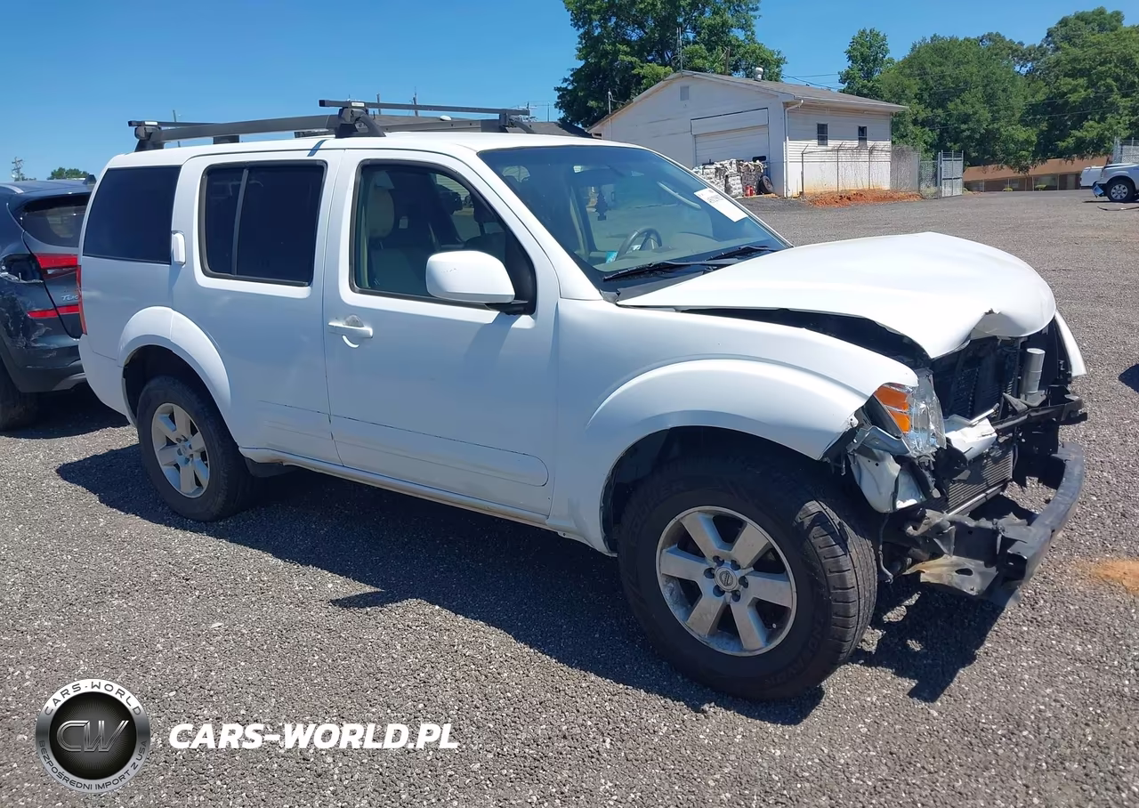 2011 Nissan Pathfinder S
