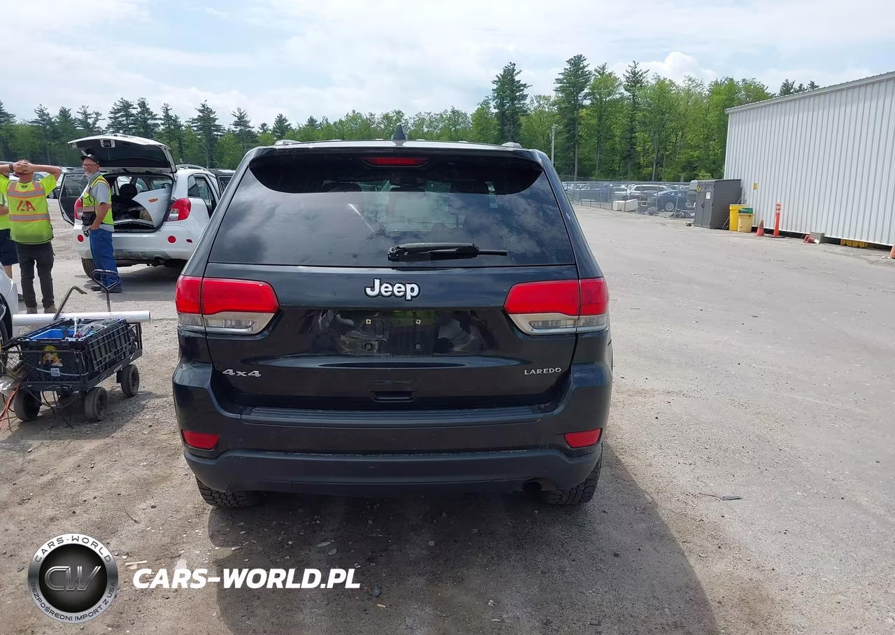 2014 Jeep Grand Cherokee Laredo VIN:1C4RJFAG2EC392441 - 16