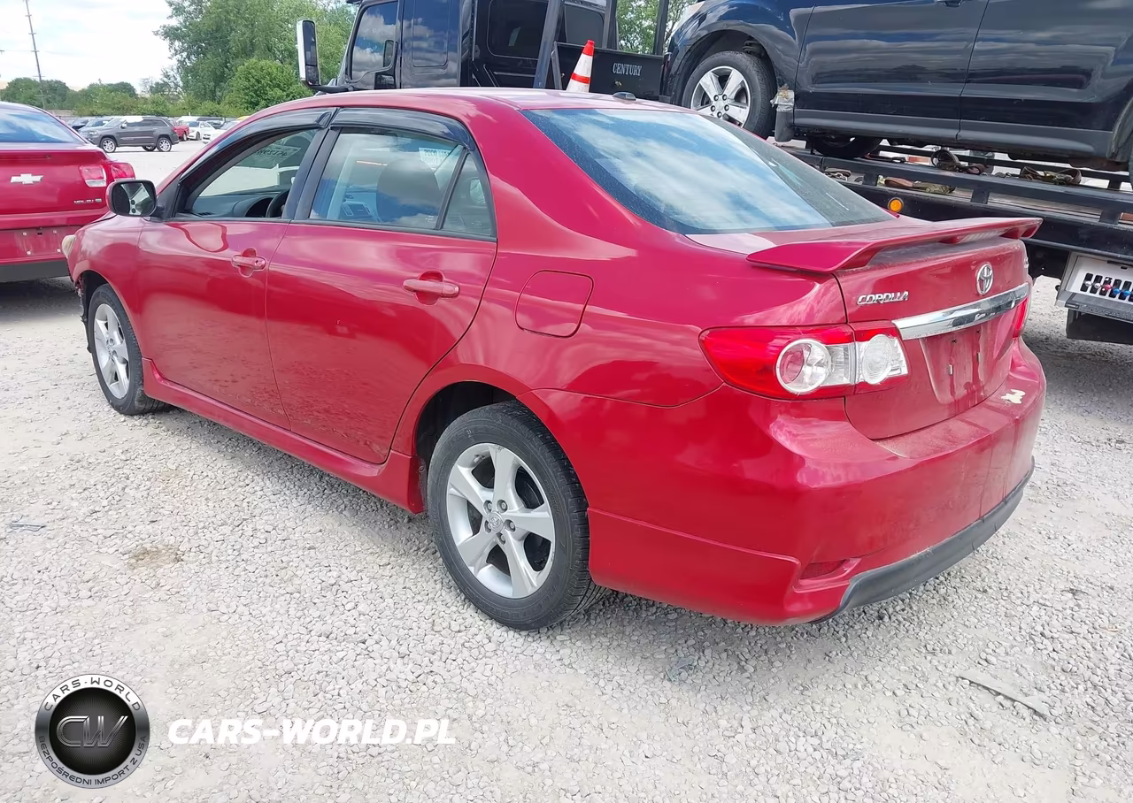 2011 Toyota Corolla S VIN:2T1BU4EE7BC718808 - 3