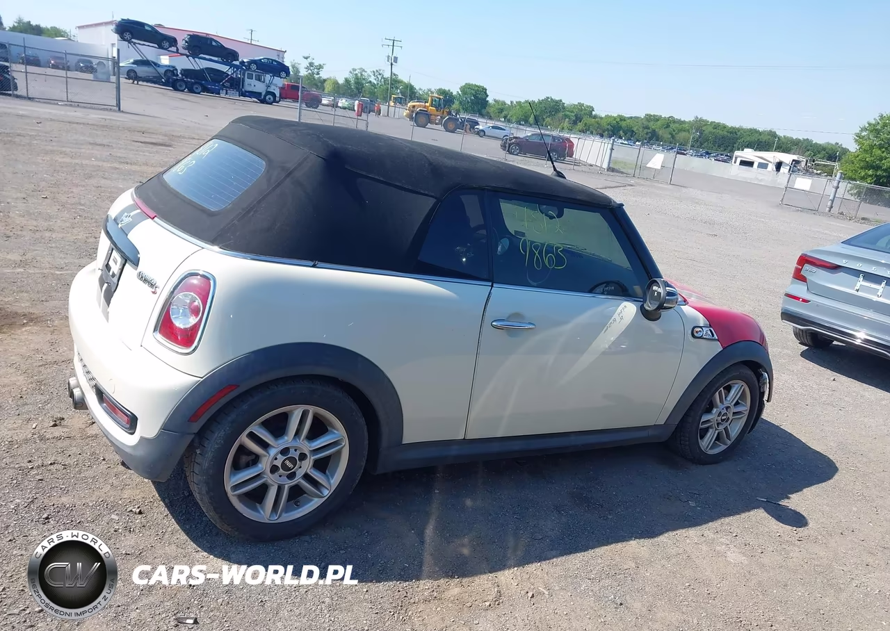 2015 Mini Convertible Cooper S VIN:WMWZP3C5XFT708319 - 14