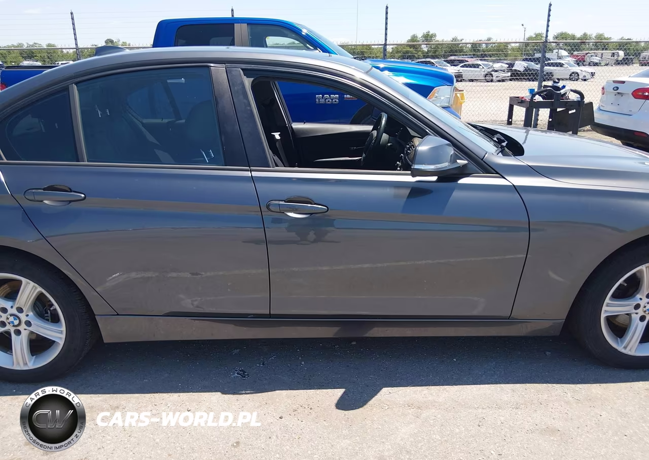 2015 BMW 328I VIN:WBA3A5C5XFP605560 - 13