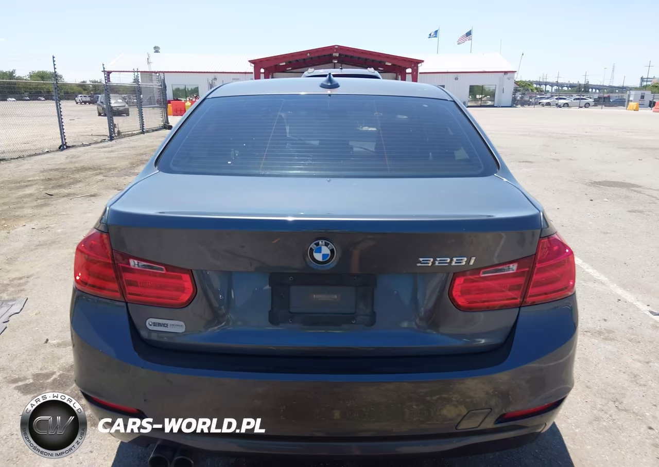 2015 BMW 328I VIN:WBA3A5C5XFP605560 - 16
