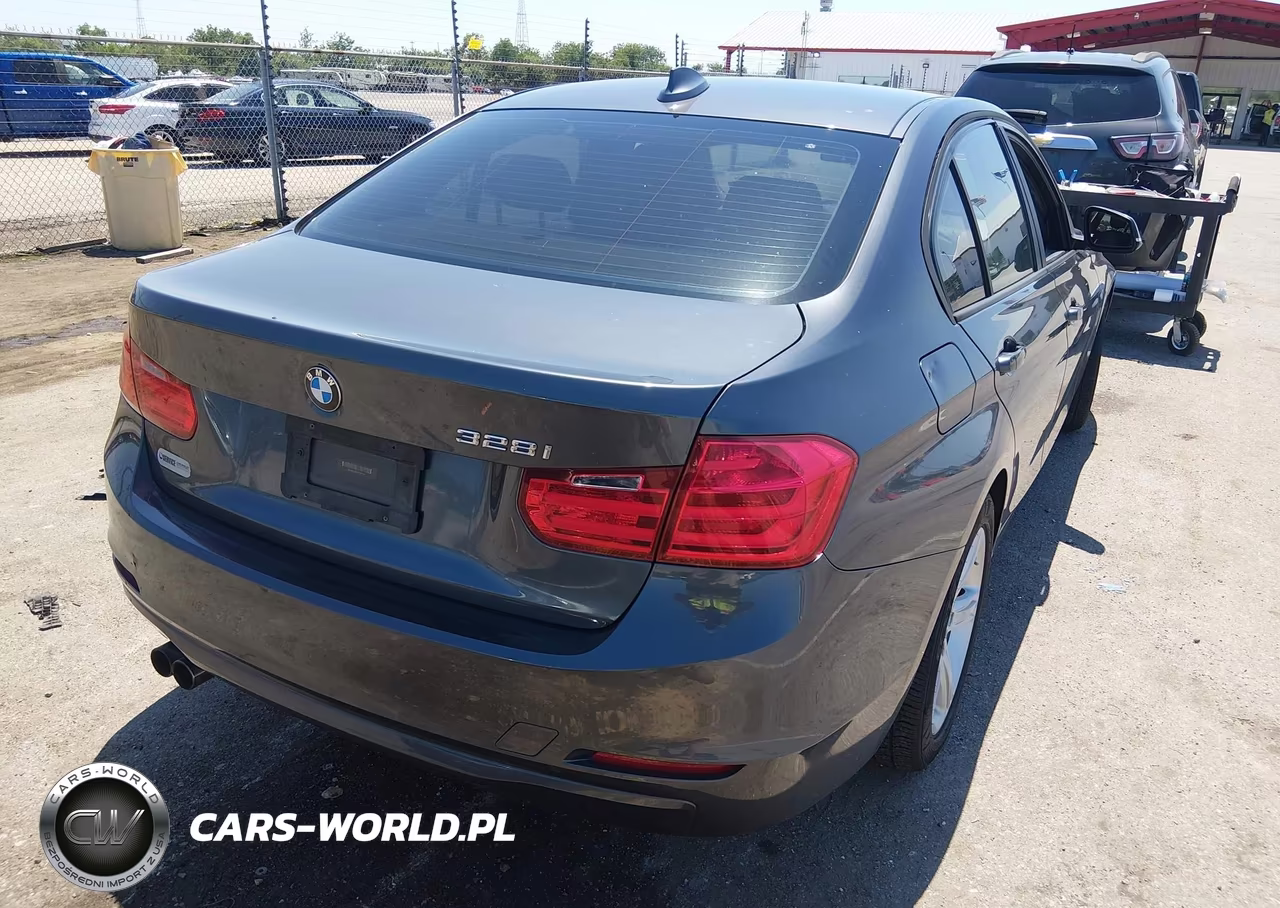 2015 BMW 328I VIN:WBA3A5C5XFP605560 - 4