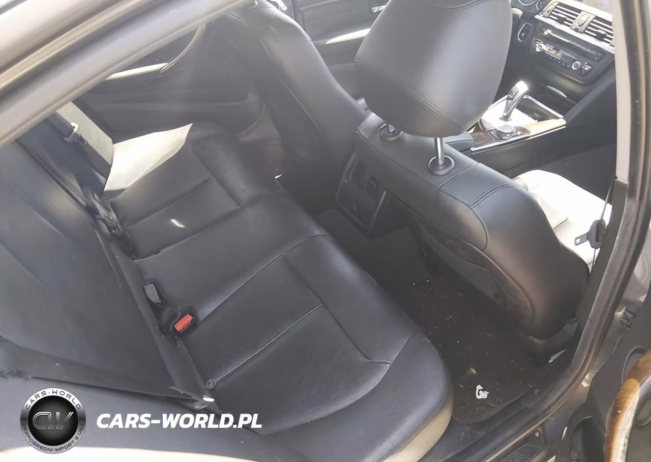 2015 BMW 328I VIN:WBA3A5C5XFP605560 - 8