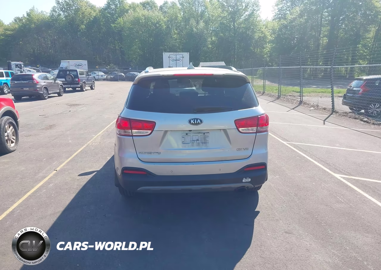 2016 Kia Sorento 3.3L Ex VIN:5XYPHDA57GG146473 - 16