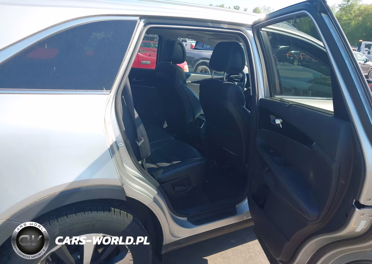 2016 Kia Sorento 3.3L Ex VIN:5XYPHDA57GG146473 - 8